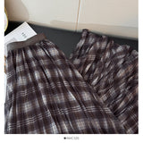 Korean Version Of The Retro Temperament Lattice Half-Dress Woman Autumn 2025 High-Waisted Folding Loose Umbrella Skirt