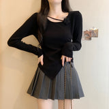 Design Sense Of A Small Irregularly Tailored Short Top Women's Early Autumn 2025 New Set-Up Knitted Sweater