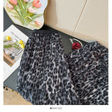 French Fashion Texture Leopard Print Yarn Skirt Women Autumn 2025 Niche High-Waist A Word Loose Big Swing Skirt