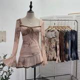 Spring And Summer New French Style Tie Dyed Horn Long-Sleeved Lace Side Design T-Shirt 9980