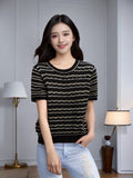 New Korean Version Of The New Korean Version Of The High-End Sense Collar Gold Silk Wire Waid Short-Sleeved Knitting Top Lady In The Summer Of 2025