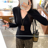 Super-Looking Temperament V-Neck Coffee Color With Bottom Knitted Shirt Women's Autumn 2025 New Long-Sleeved T-Shirt Top
