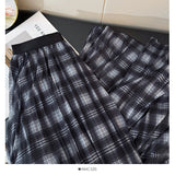 Korean Version Of The Retro Temperament Lattice Half-Dress Woman Autumn 2025 High-Waisted Folding Loose Umbrella Skirt