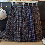 Korean Version Of The Retro Temperament Lattice Half-Dress Woman Autumn 2025 High-Waisted Folding Loose Umbrella Skirt