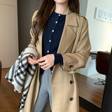 White Waist Knitted Sweater Jacket Women Autumn 2025 New Korean Atmosphere Feel Wearing A Beautiful Top