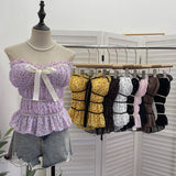 Bodrum-Smeared Waistcoat With Chest Cushions Against Colored Bows And Bows Trinkles And Sleeveless Tops 8183