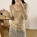 Smashing Hottie Thin Long-Sleeved Knitted Shirt Girl Early Autumn New Design Sense V-Neck T-Shirt Put On The Dress