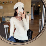 Korean Beauty Blue Jab V-Neck Long-Sleeved Knitted Shirt Women Autumn 2025 New Bottom List To Wear Clothes
