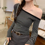 Korean Babes Oblique Shoulder Design Gray Striped Long-Sleeved T-Shirt Girl In Early Autumn To Play With A Bottom Shirt