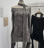 The Dark Waste Soil Wind Makes The Old Hole Hanging Shoulder Hanging With Long Sleeves Irregularly Open Fork T-Shirt Skirt 9295