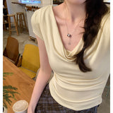 2026 Early Spring Temperament Design Collar Slim Slimming Elastic Short-Sleeved T-Shirt Women's Summer Commute New Hot Girl Short