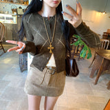 Maillard Wears A New Wool-Blend Short Sweater Jacket For Women's Autumn And Winter 2025