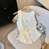 Little Xiangfeng V-Neck Knitted Sleeveless Vest Women's Autumn High-End Horse Clip Cardigan Small Back Hollow Top