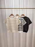 New Korean Version Of The New Korean Version Of The High-End Sense Collar Gold Silk Wire Waid Short-Sleeved Knitting Top Lady In The Summer Of 2025