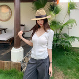 Old Money Wind Cotton Repair Button V-Neck Knitted Shirt Women's 2026 Summer New Unique Beautiful Thin Top