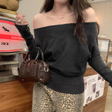 One-Word Shoulder Gas Super Good-Looking Inside Hit Bottom Knitted Jersey Women 2025 Autumn And Winter Yang Beautiful Age Reduction Apparent Thin Top