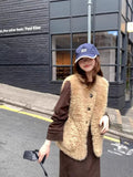 In The Autumn Of 2025, The New Imitation Lamb Fur Environmental Protection Fur Woman Ernie's Long Fur Coat