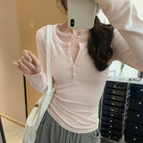 2026 Early Spring Temperament Korean Pure Desire Unique Beautiful Striped Long-Sleeved T-Shirt Women Commuting Spring New Body Repair