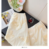 French Elegant Temperament Embroidered Flowers Velvet Dress Autumn 2025 High-Waist A Word Loose Swing Long Dress