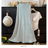French High-Grade Glossy-Sense Fish-Tailed Half-Dressed Women's Spring 2025 New High-Waisted Hairy-Skinny-Blanesed Bag-Butg Skirt