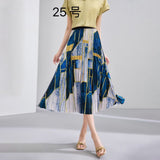 2025 New High-Rise Half-Dress Woman Tight Waist Ink Print Design Sense A-Character Skirt In The Long Folded Skirt