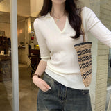 Design Sense Niche Collar Repair Inside The Middle Sleeve Knitted Shirt Spring 2025 New Body Repair V-Neck Top