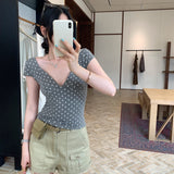 Spice Girl Style Deep V-Neck Small Flying Sleeve T-Shirt Girl 2026 New Unique Early Summer Small Top