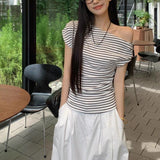 Small Design With A Slanted Shoulder Short-Sleeved T-Shirt Hottie Slimming Alone Special To The Side-Striped Top Summer