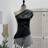Sexy One-Shoulder Sleeveless Vest Pu Leather Side Zipper Repair Short Sleeveless Top 8116