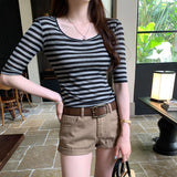 Lyselle Tiansi Design-Striped Mid-Sleeve T-Shirt For Women's Summer 2025 New Five-Point Sleeves Of Beautiful Little Top