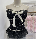 Bodrum-Smeared Waistcoat With Chest Cushions Against Colored Bows And Bows Trinkles And Sleeveless Tops 8183