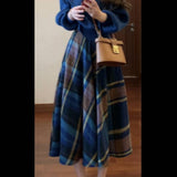Hepburn Retro Suit Female Autumn And Winter Temperament Small Fragrant Goddess Fan Senior Sweater Half-Body Skirt Two Sets